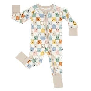 ♟️VGUC Little Sleepies zippy 3-6M | Check Mates